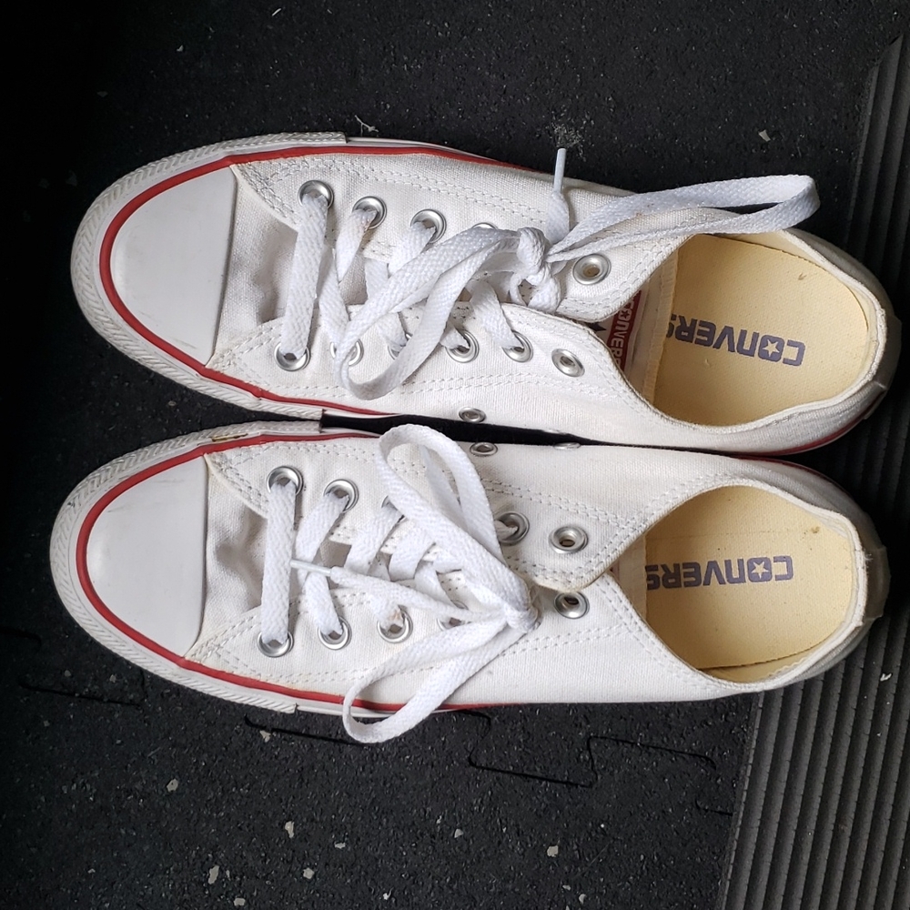 White converse